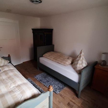 Apartmenthaus "Zum Birnbaum" Rosstal Luaran gambar