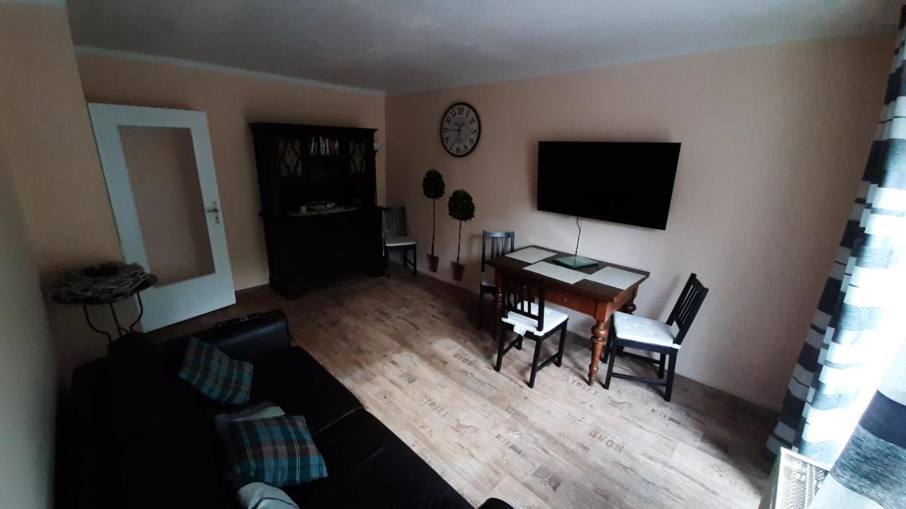 Apartmenthaus "Zum Birnbaum" Rosstal Luaran gambar