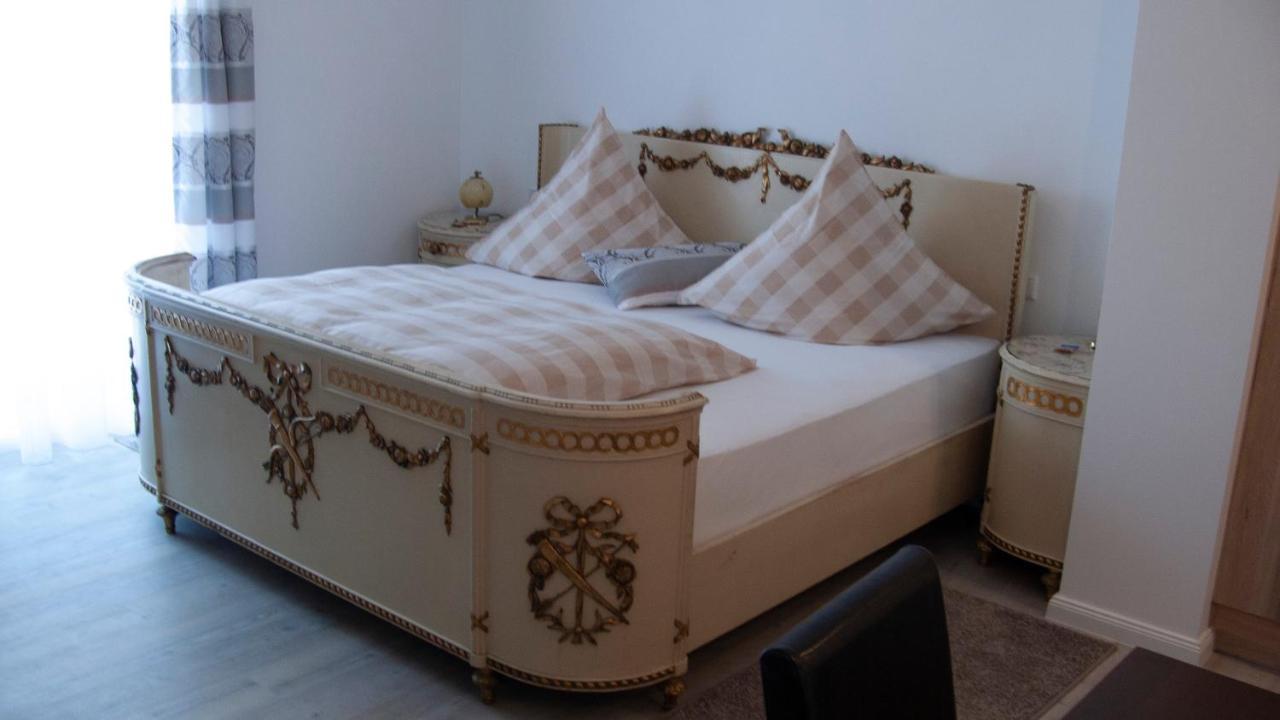 Apartmenthaus "Zum Birnbaum" Rosstal Luaran gambar