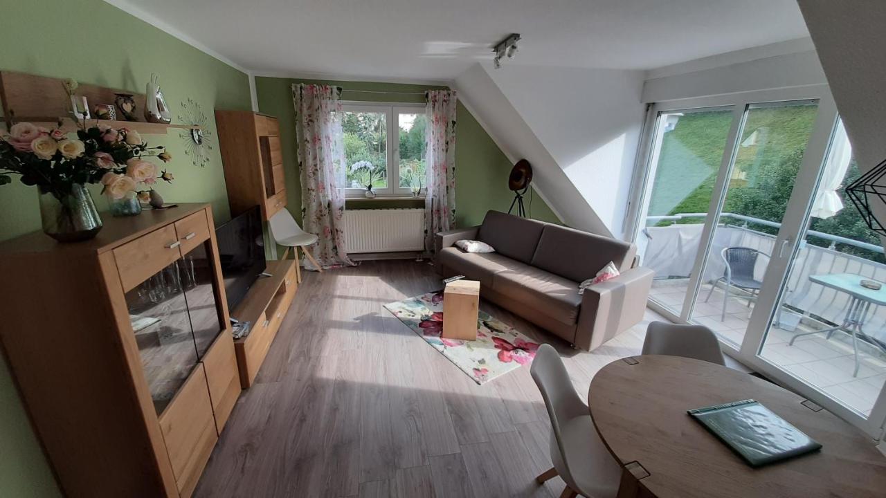 Apartmenthaus "Zum Birnbaum" Rosstal Luaran gambar