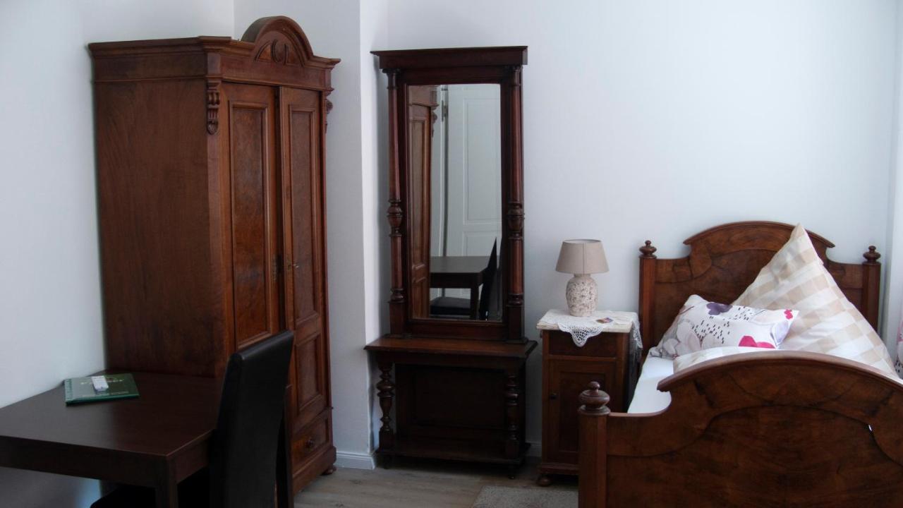Apartmenthaus "Zum Birnbaum" Rosstal Luaran gambar