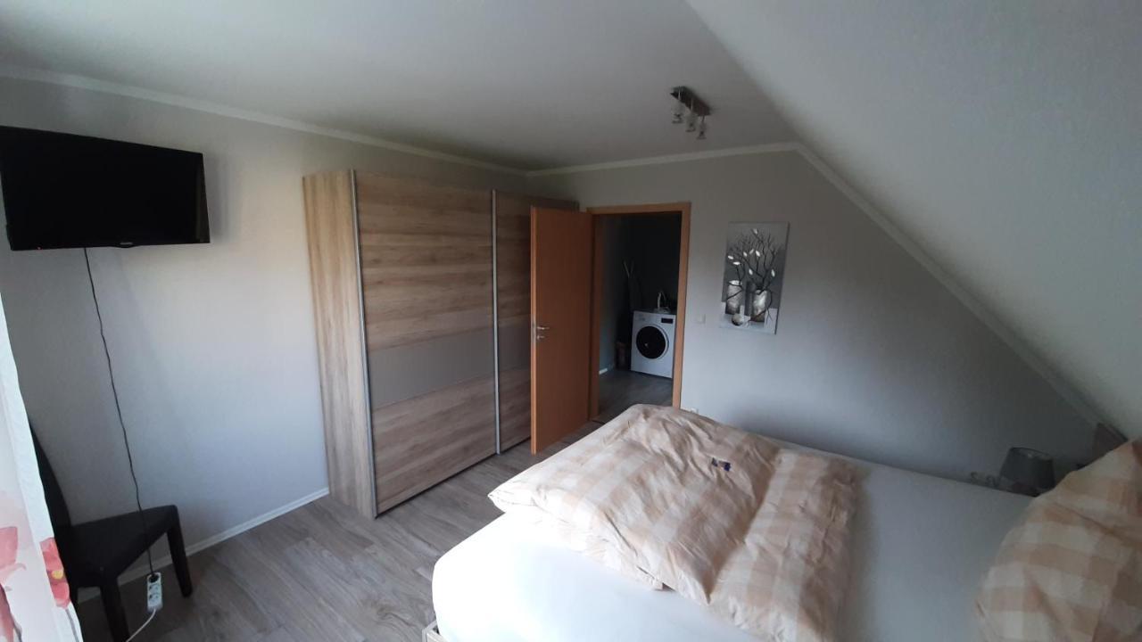 Apartmenthaus "Zum Birnbaum" Rosstal Luaran gambar