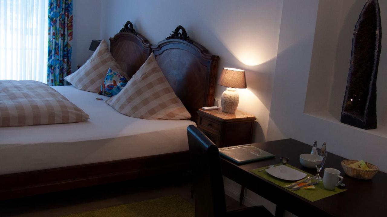 Apartmenthaus "Zum Birnbaum" Rosstal Luaran gambar